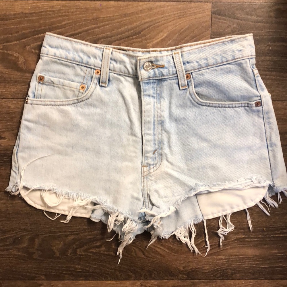 High waisted Levi 505 jean shorts